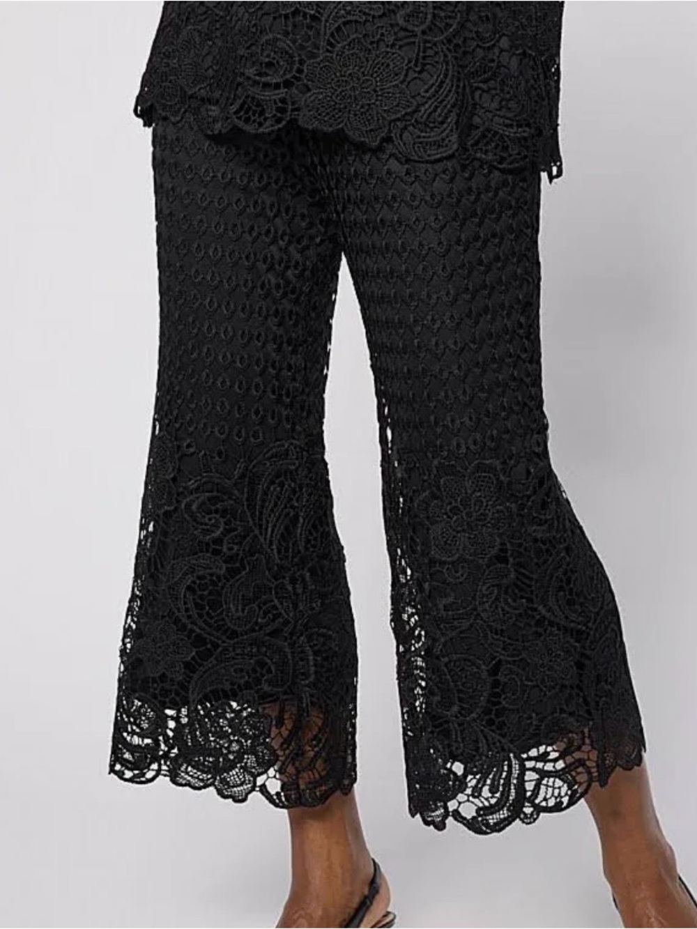 New Nina Leonard Cropped Lace Border Culotte Pant